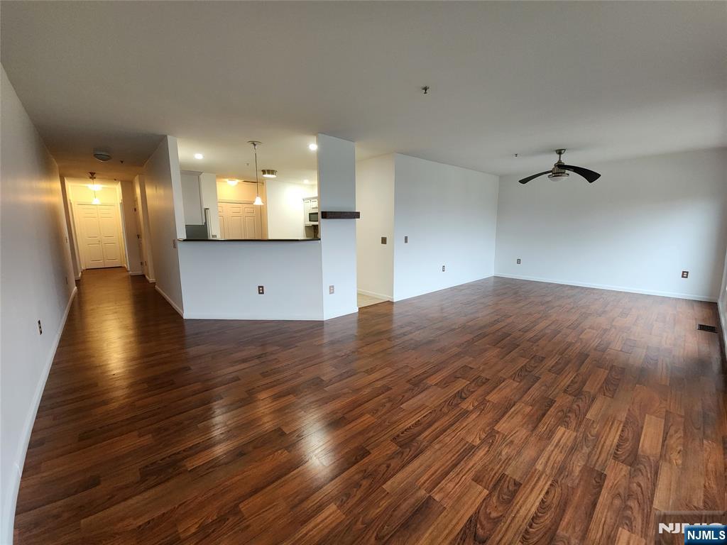 326 The Promenade 326