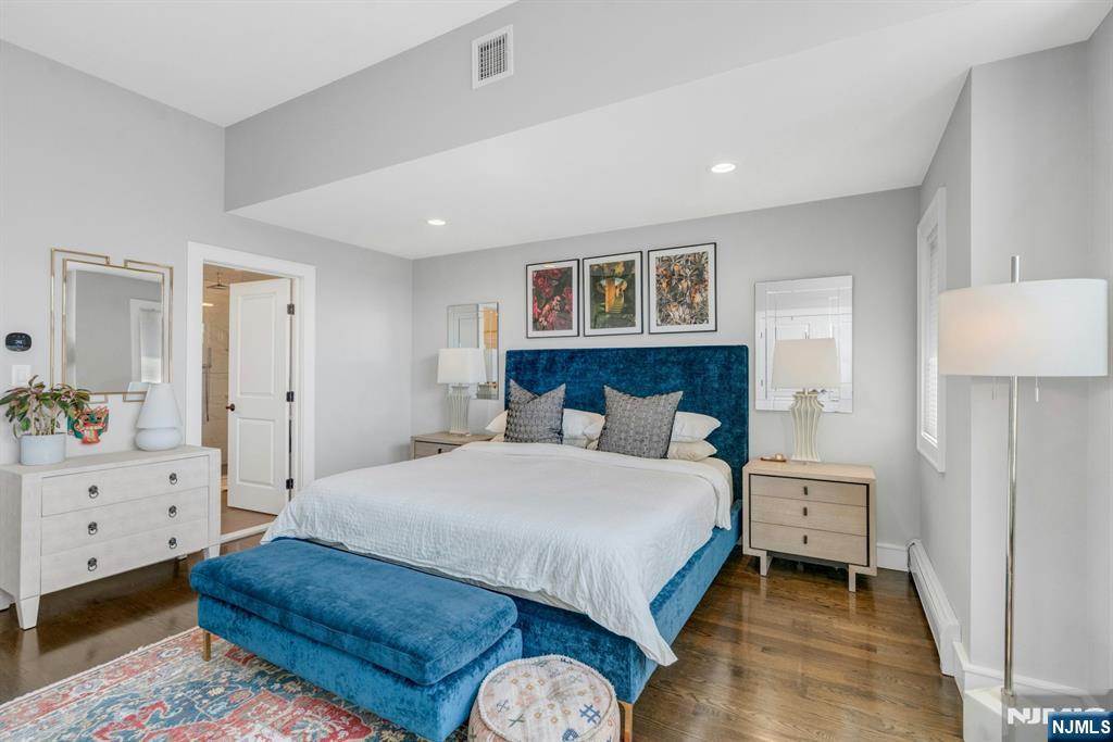 387 Lincoln Avenue B