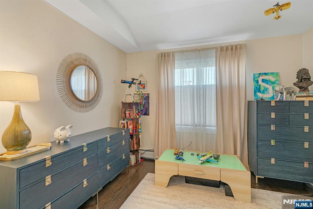 387 Lincoln Avenue B