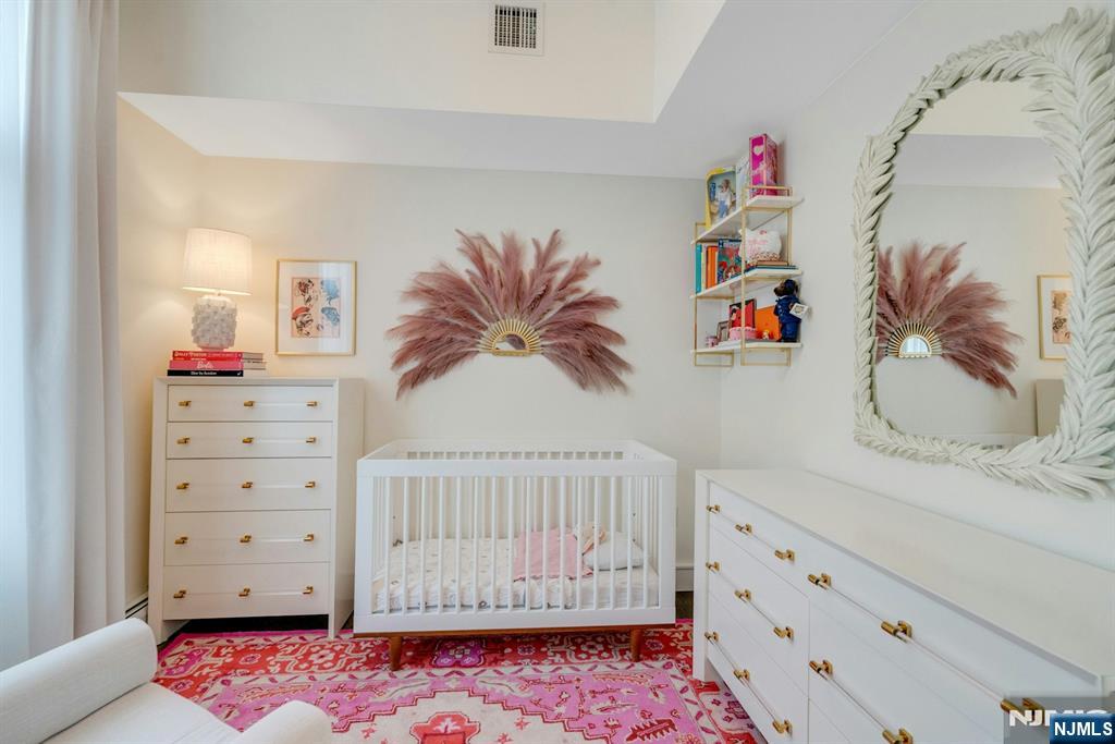 387 Lincoln Avenue B