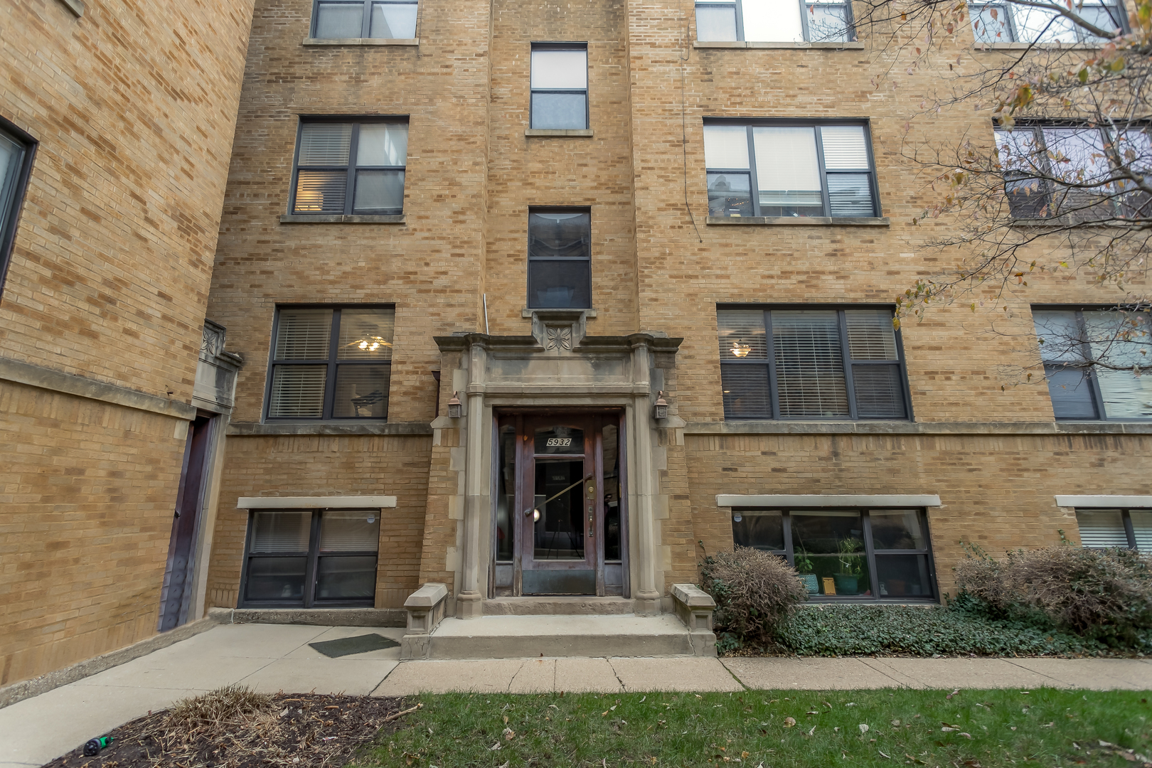5932 N Paulina Street Unit: 1