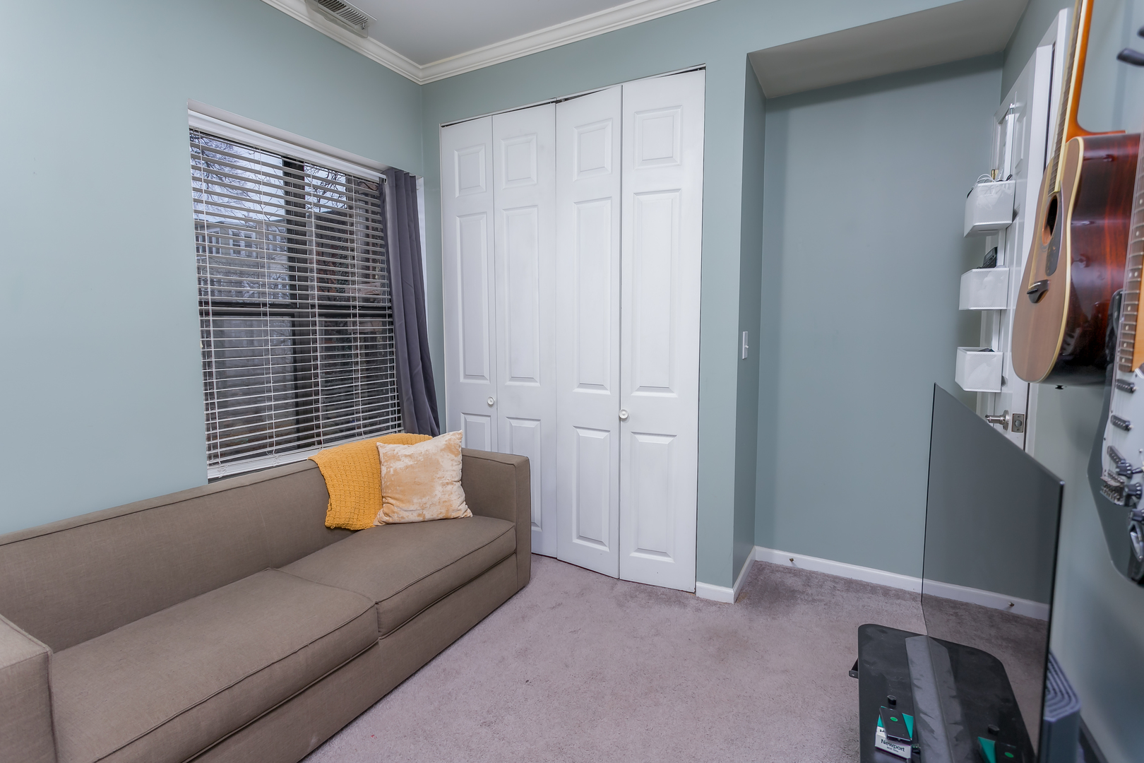 5932 N Paulina Street Unit: 1