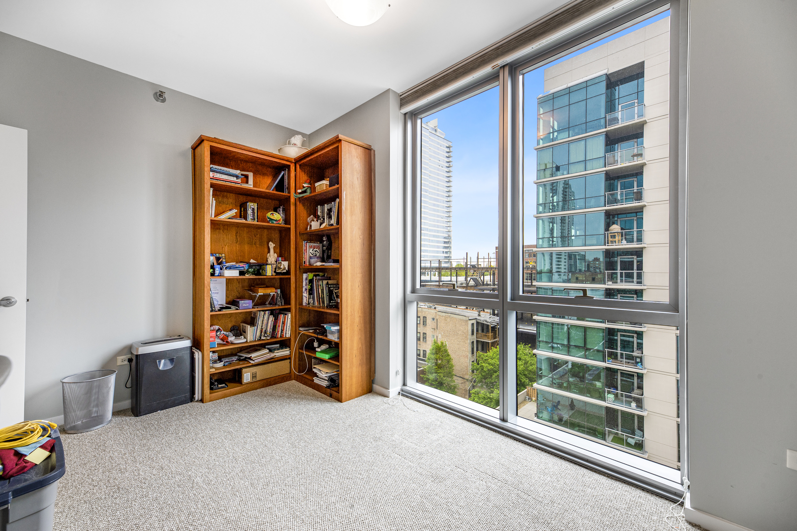 123 S GREEN Street Unit: 806B