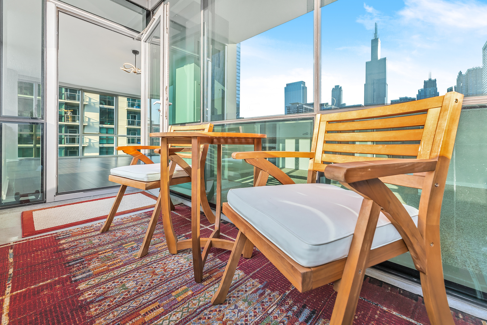 123 S GREEN Street Unit: 806B