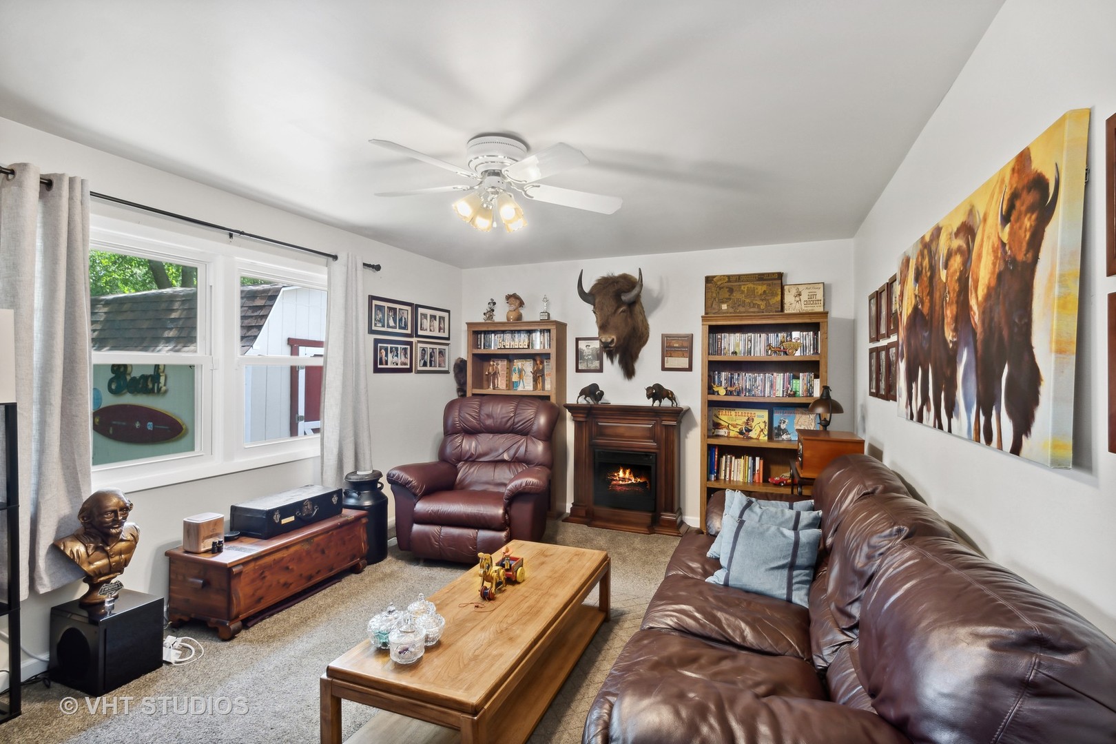 1113 Roslyn Lane