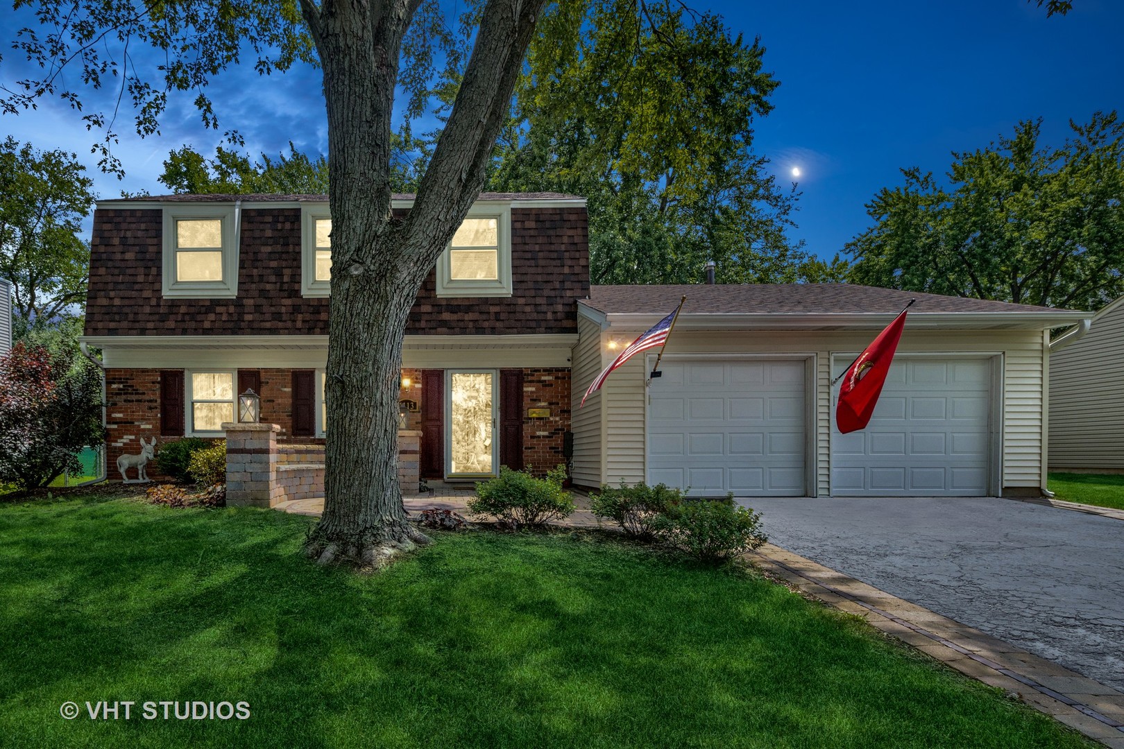 1113 Roslyn Lane