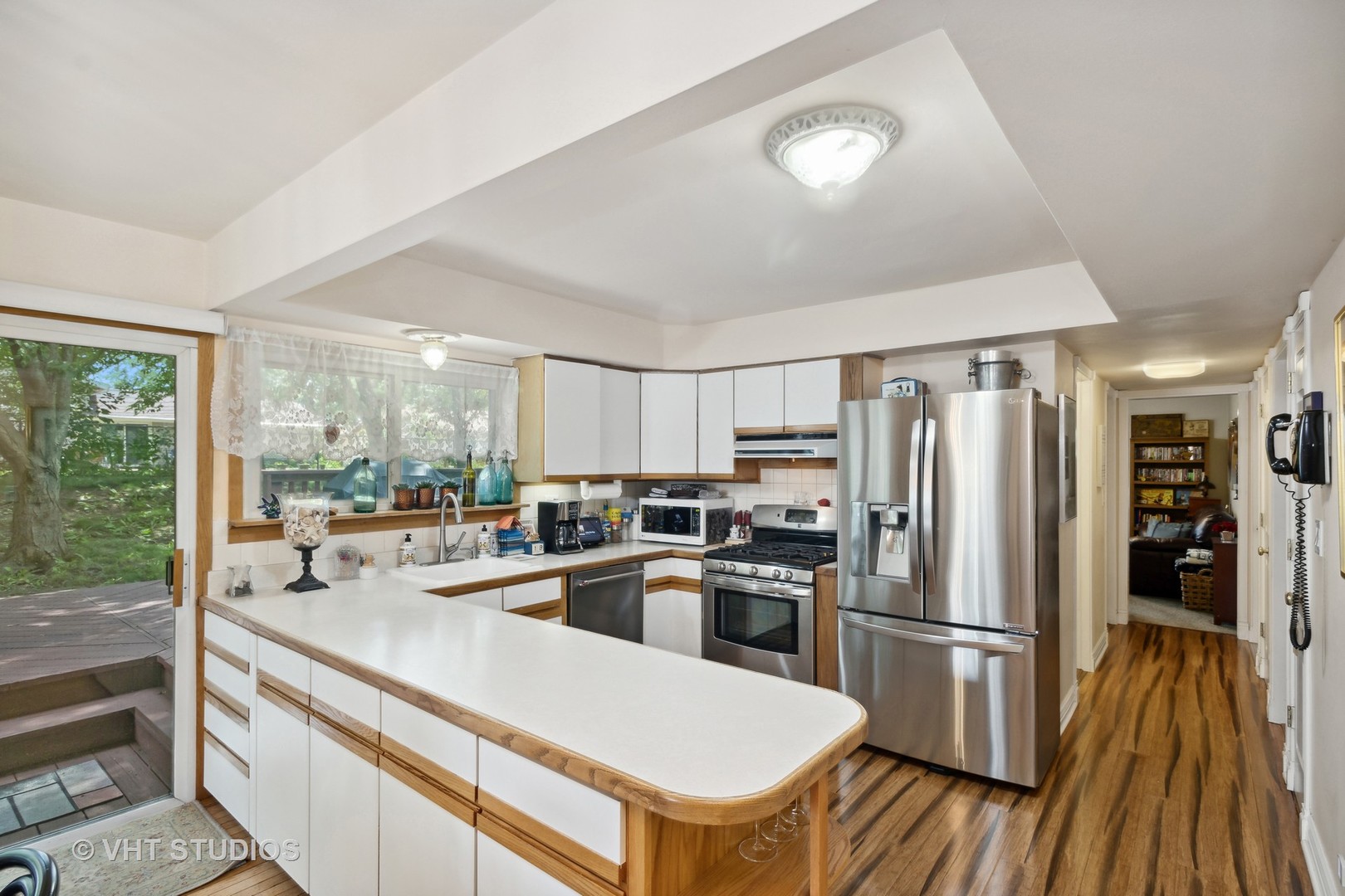 1113 Roslyn Lane
