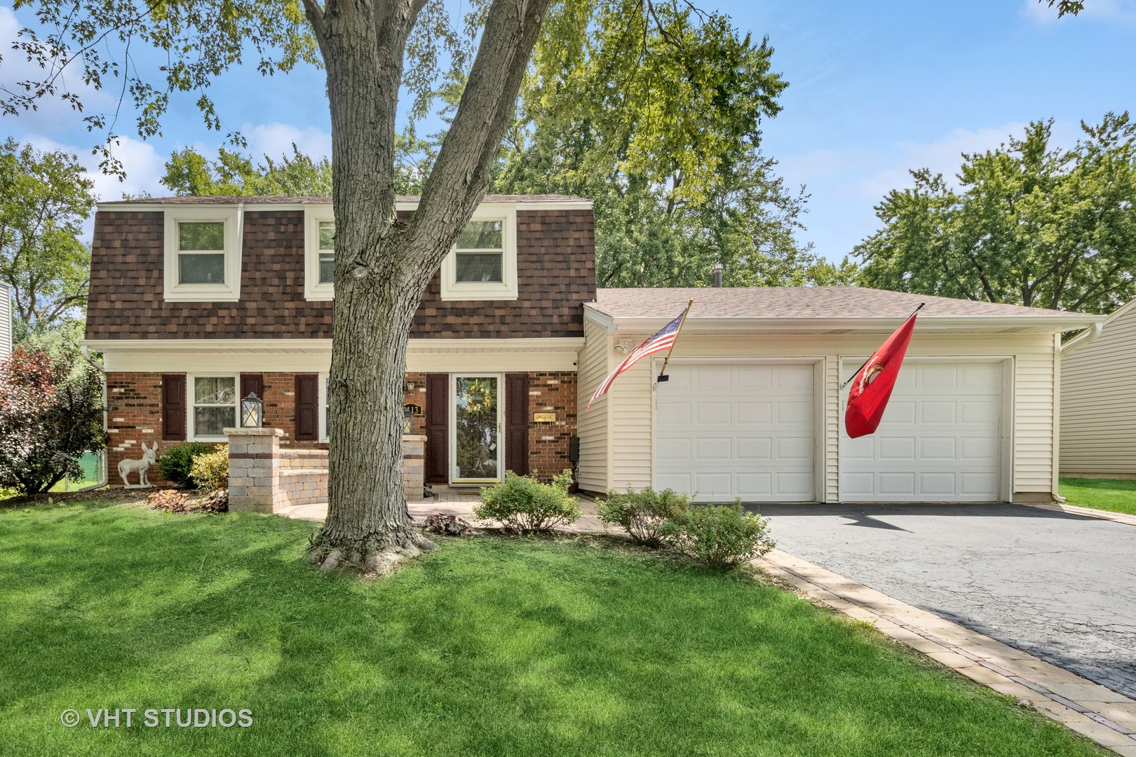 1113 Roslyn Lane