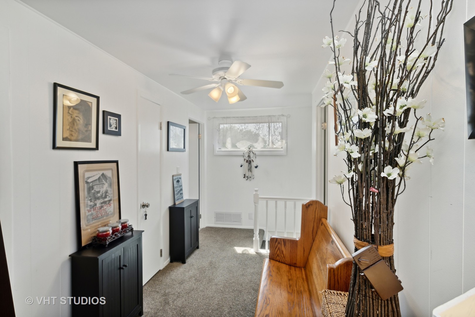 1113 Roslyn Lane