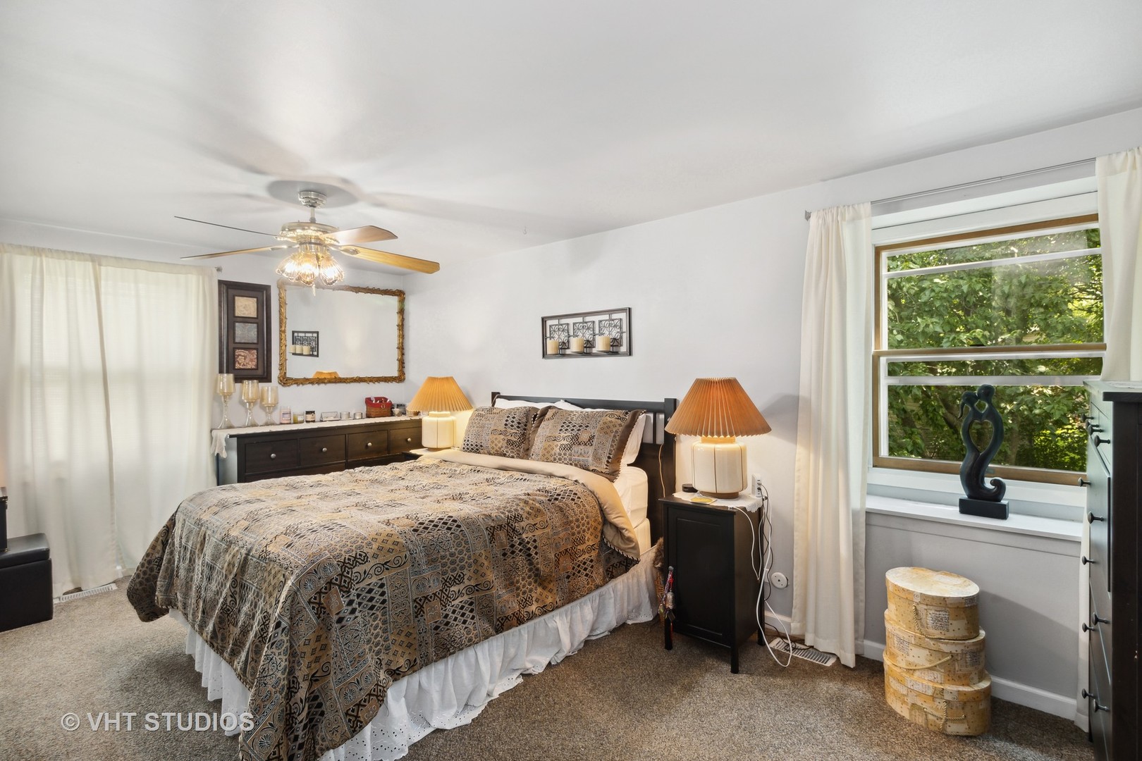 1113 Roslyn Lane