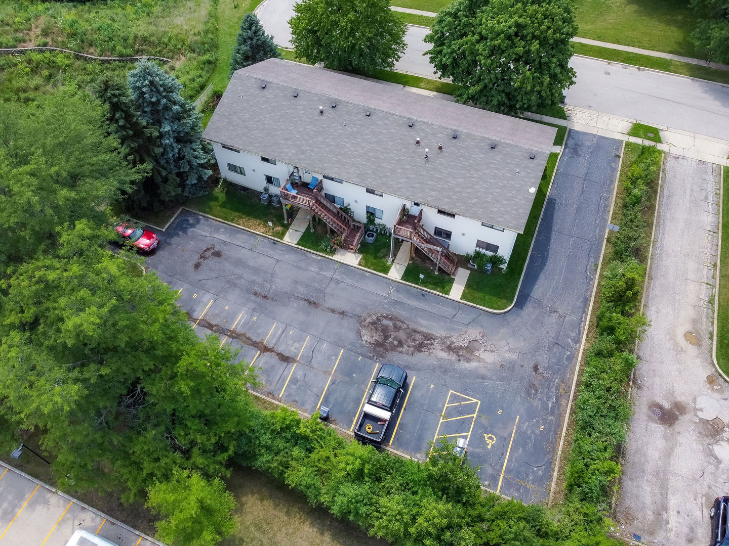 475 S Belmont Avenue Unit: 4