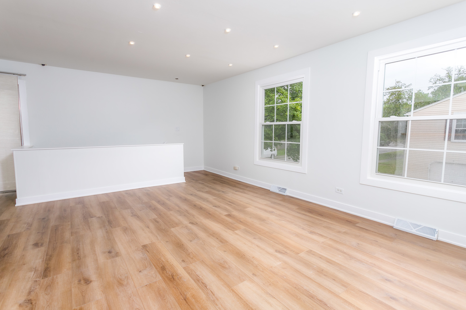 411 SIDNEY Avenue Unit: D