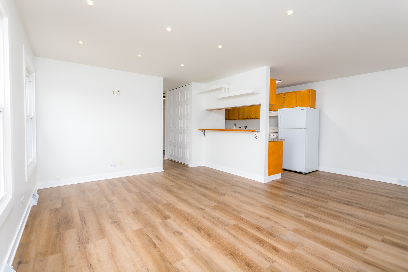 411 SIDNEY Avenue Unit: D