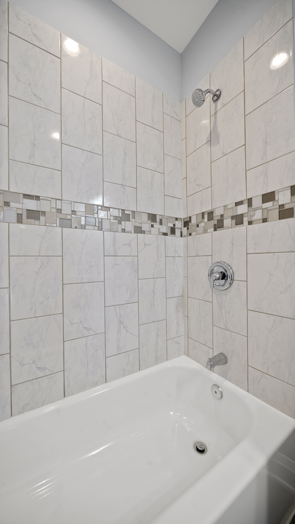 5722 W Race Avenue Unit: 3