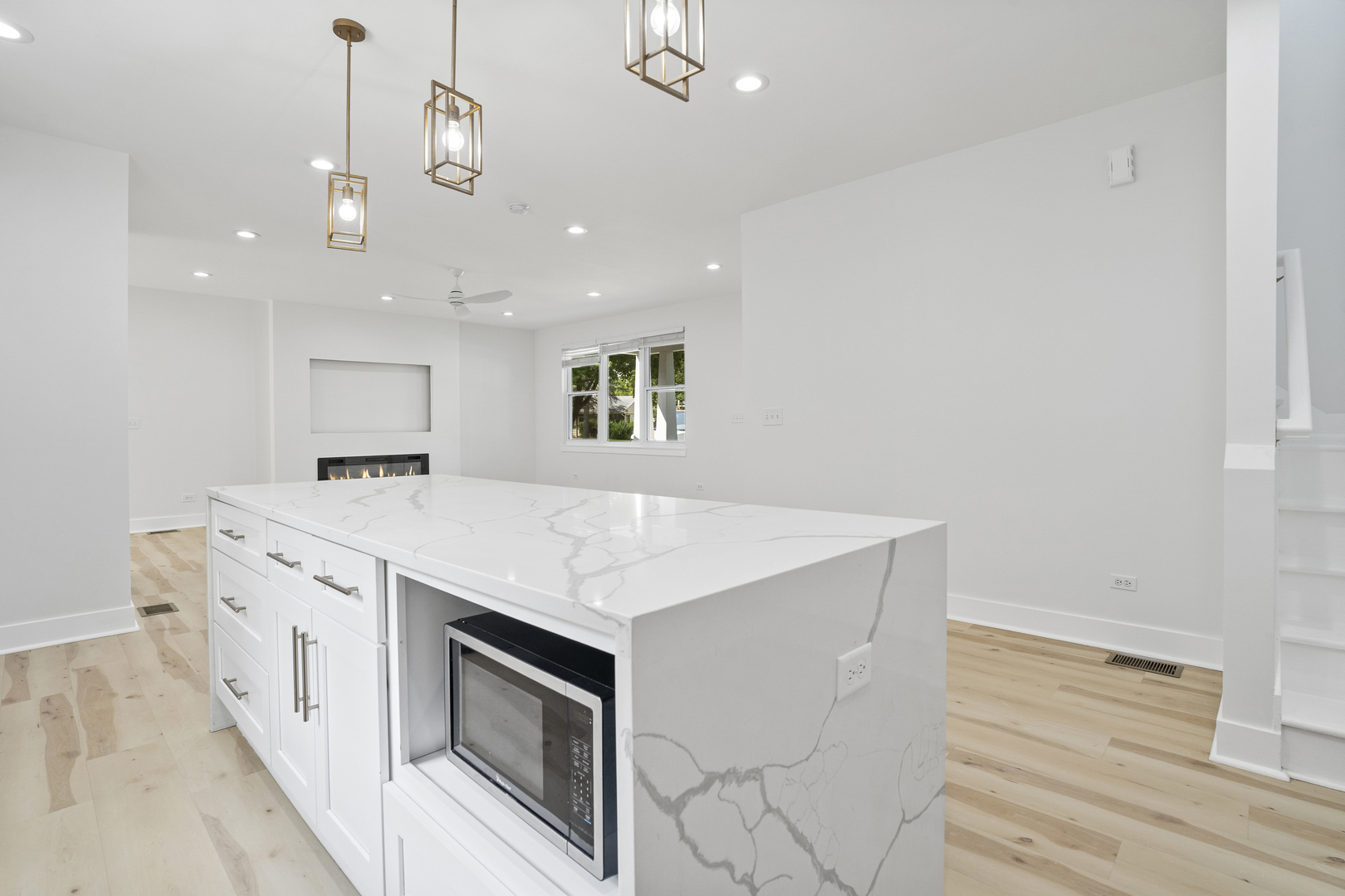 3401 Fremont Street