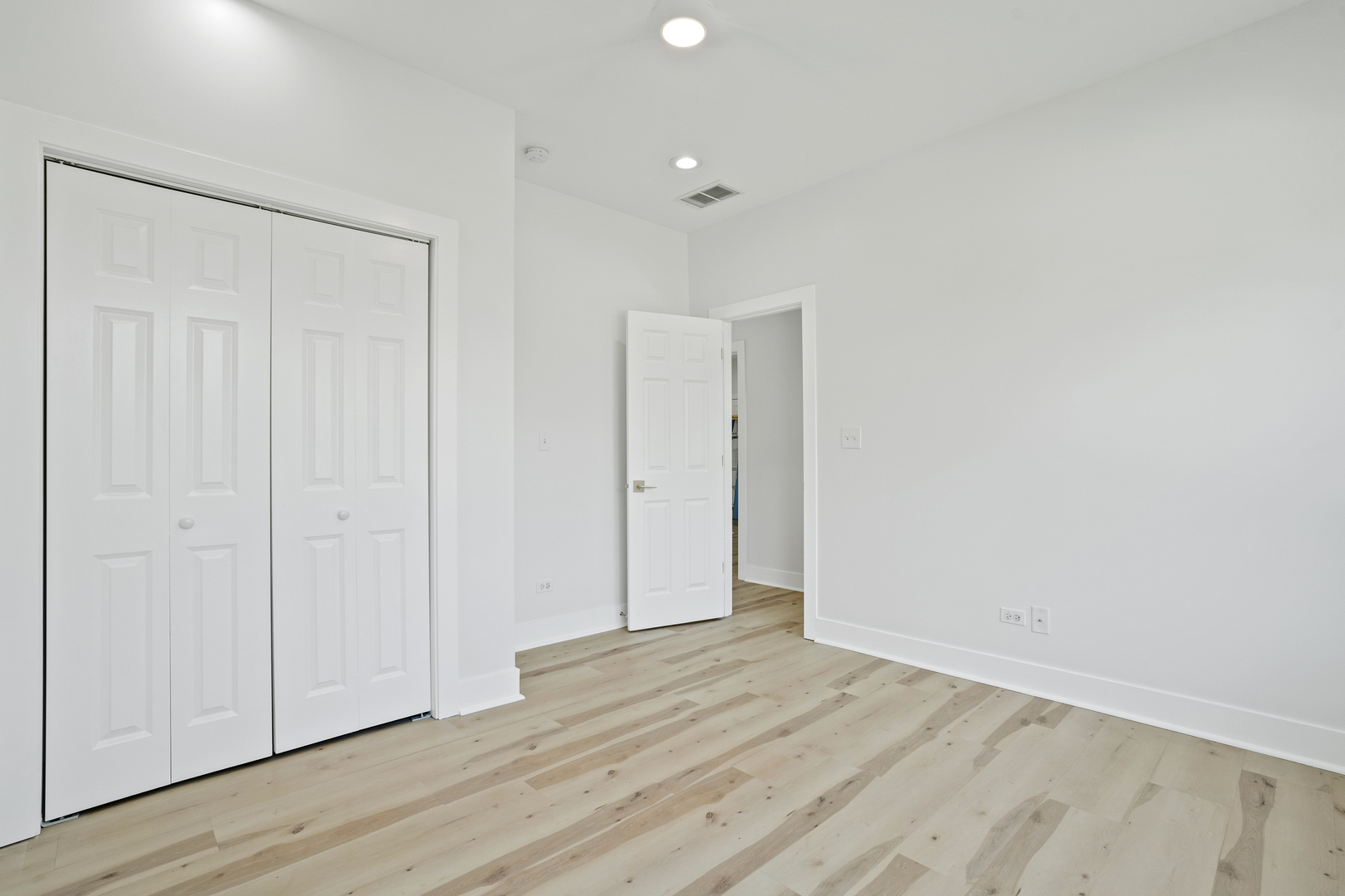 3401 Fremont Street