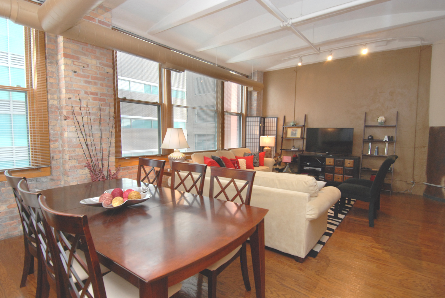 801 S Wells Street Unit: 311