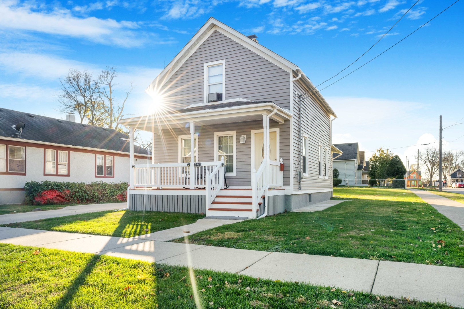 654 Grace Street