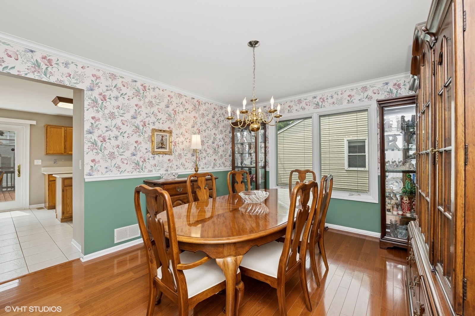 1370 Glacier Parkway