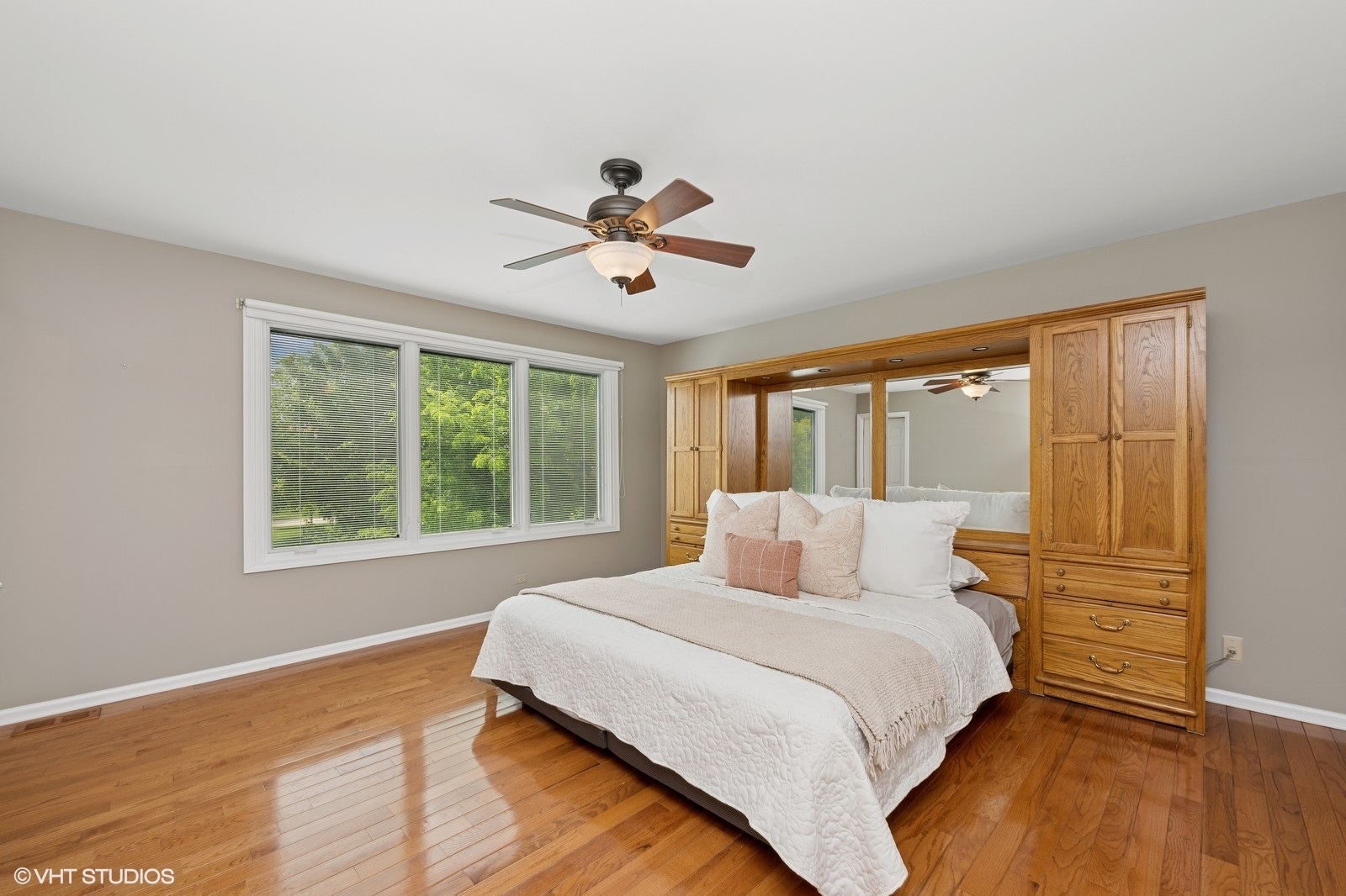 1370 Glacier Parkway