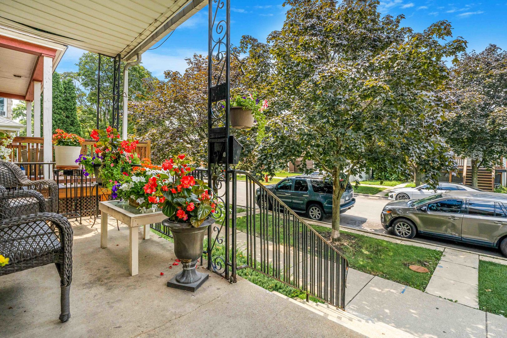 1321 S 57TH Avenue