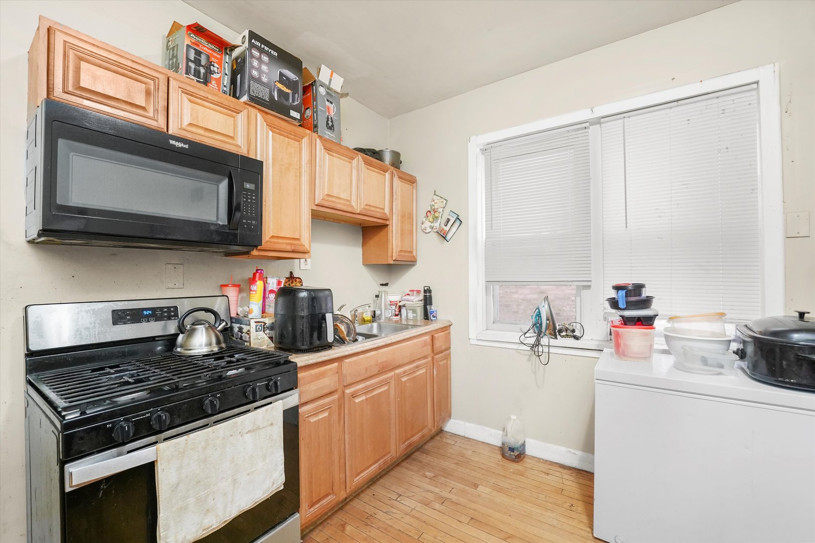 3815 W Diversey Avenue