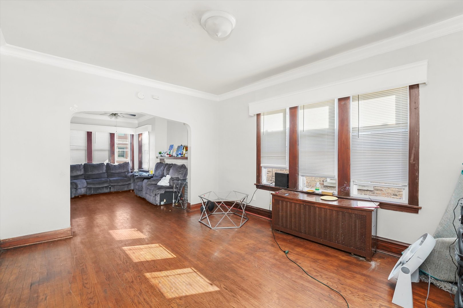 3815 W Diversey Avenue