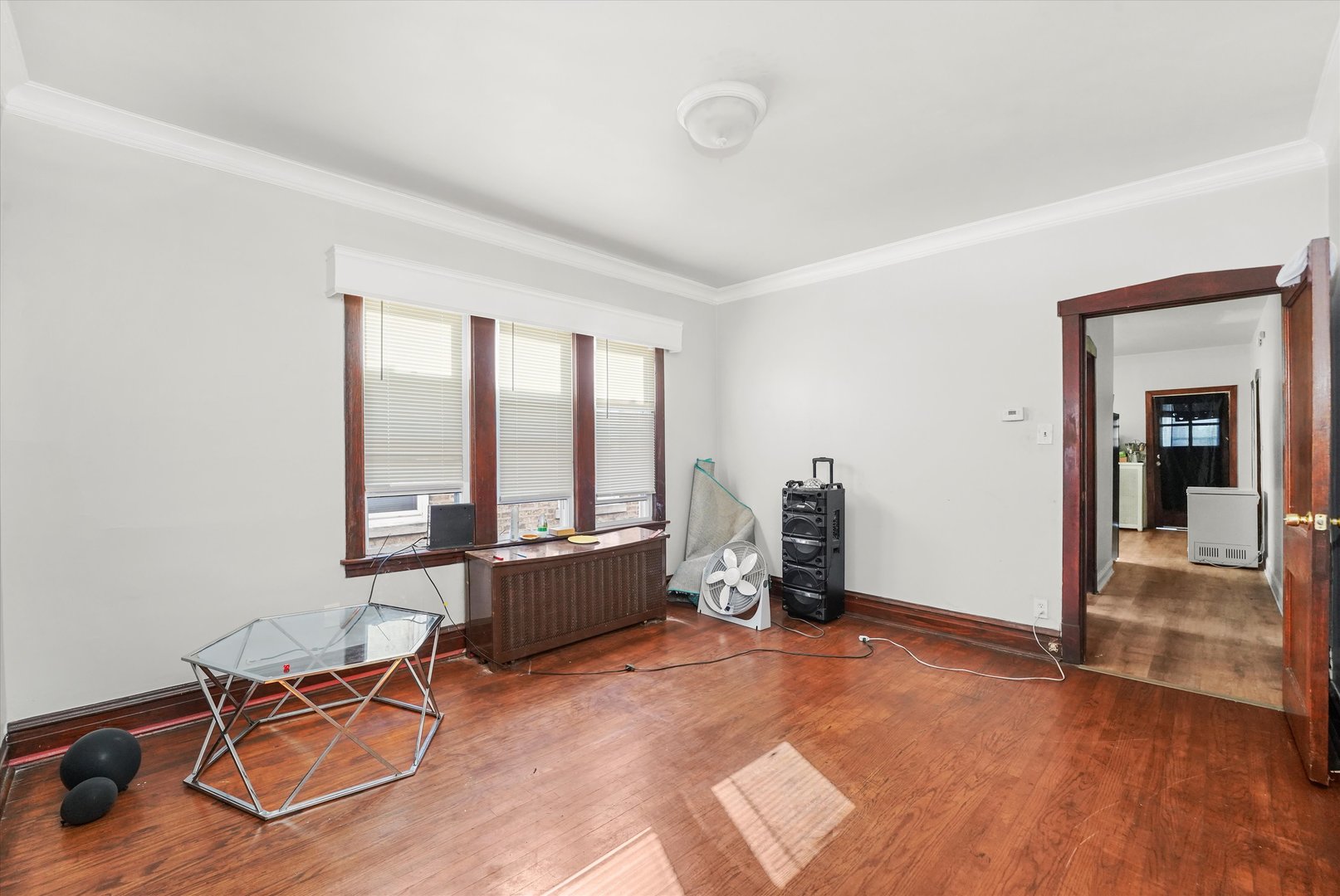 3815 W Diversey Avenue