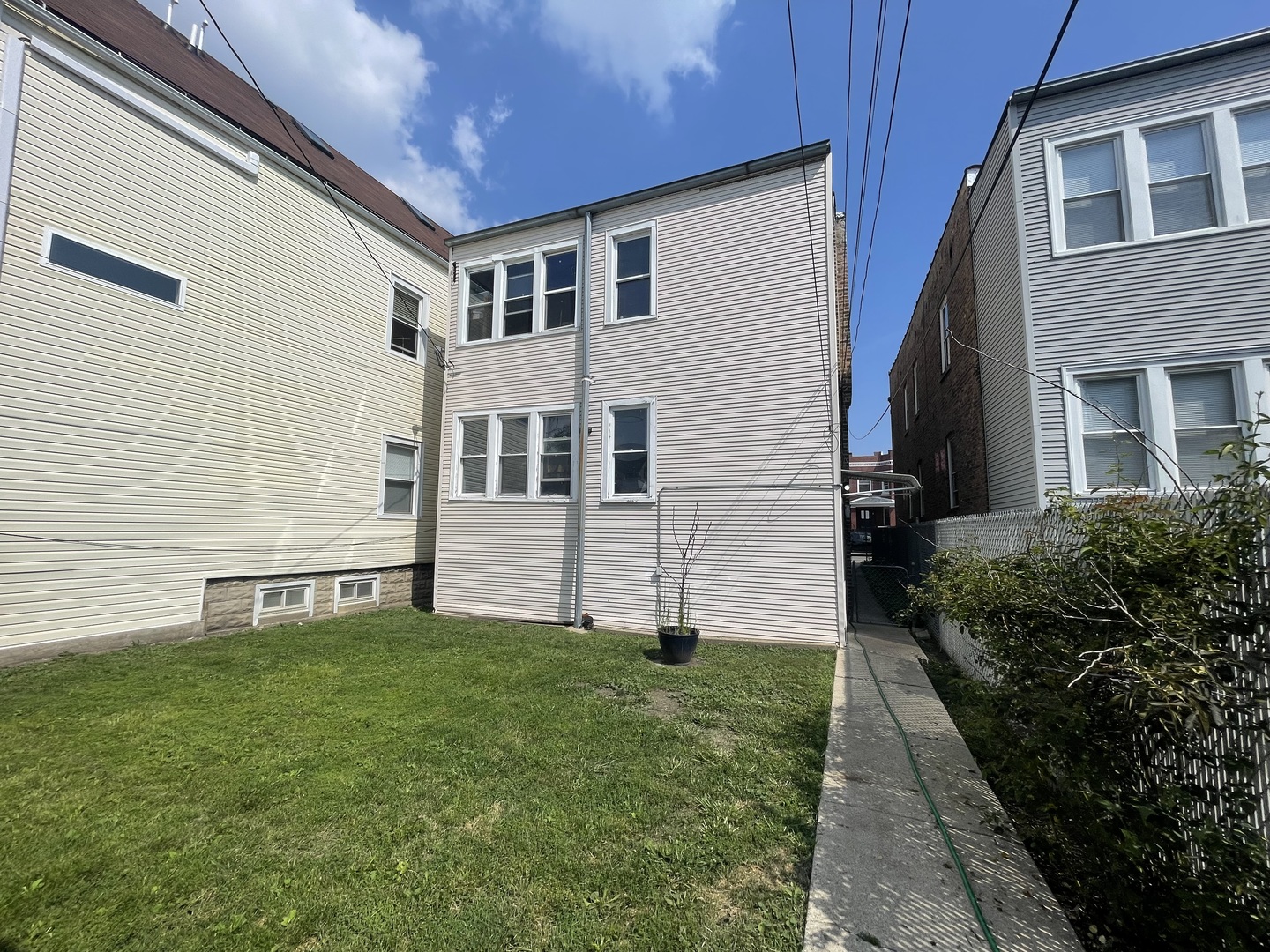 3815 W Diversey Avenue