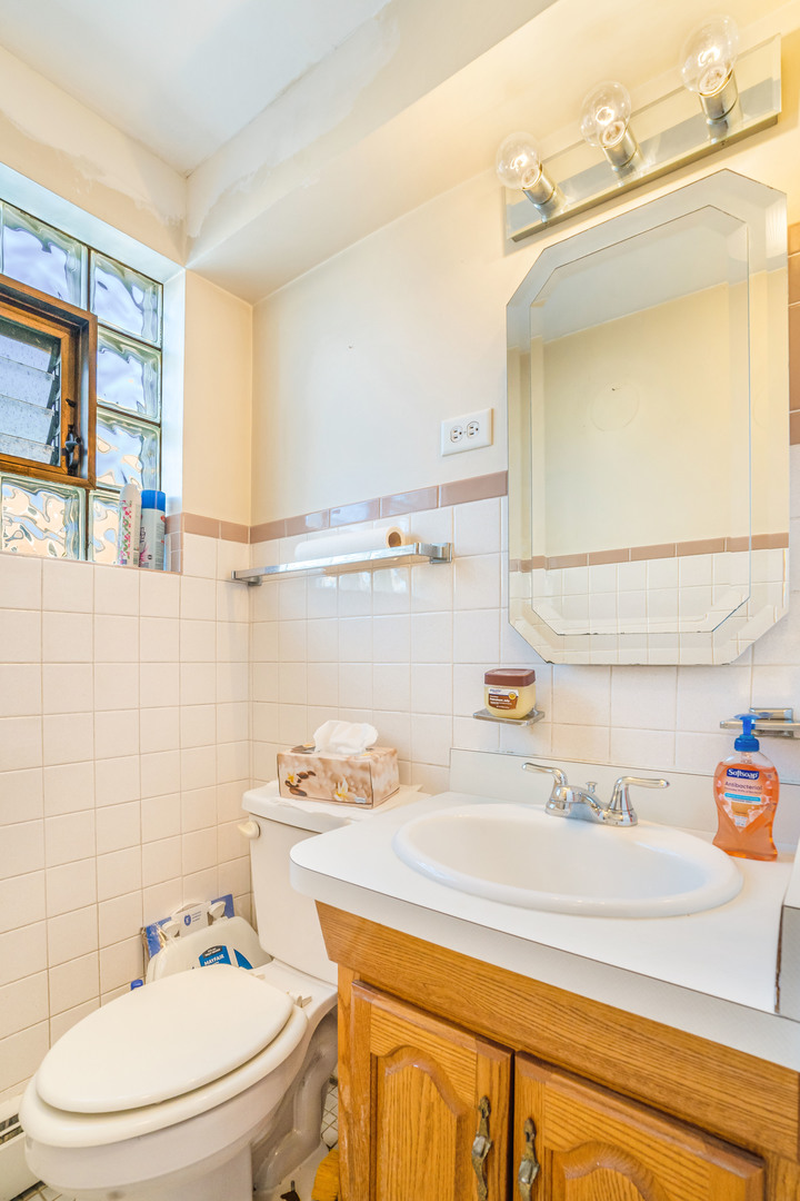 10036 S Kolin Avenue