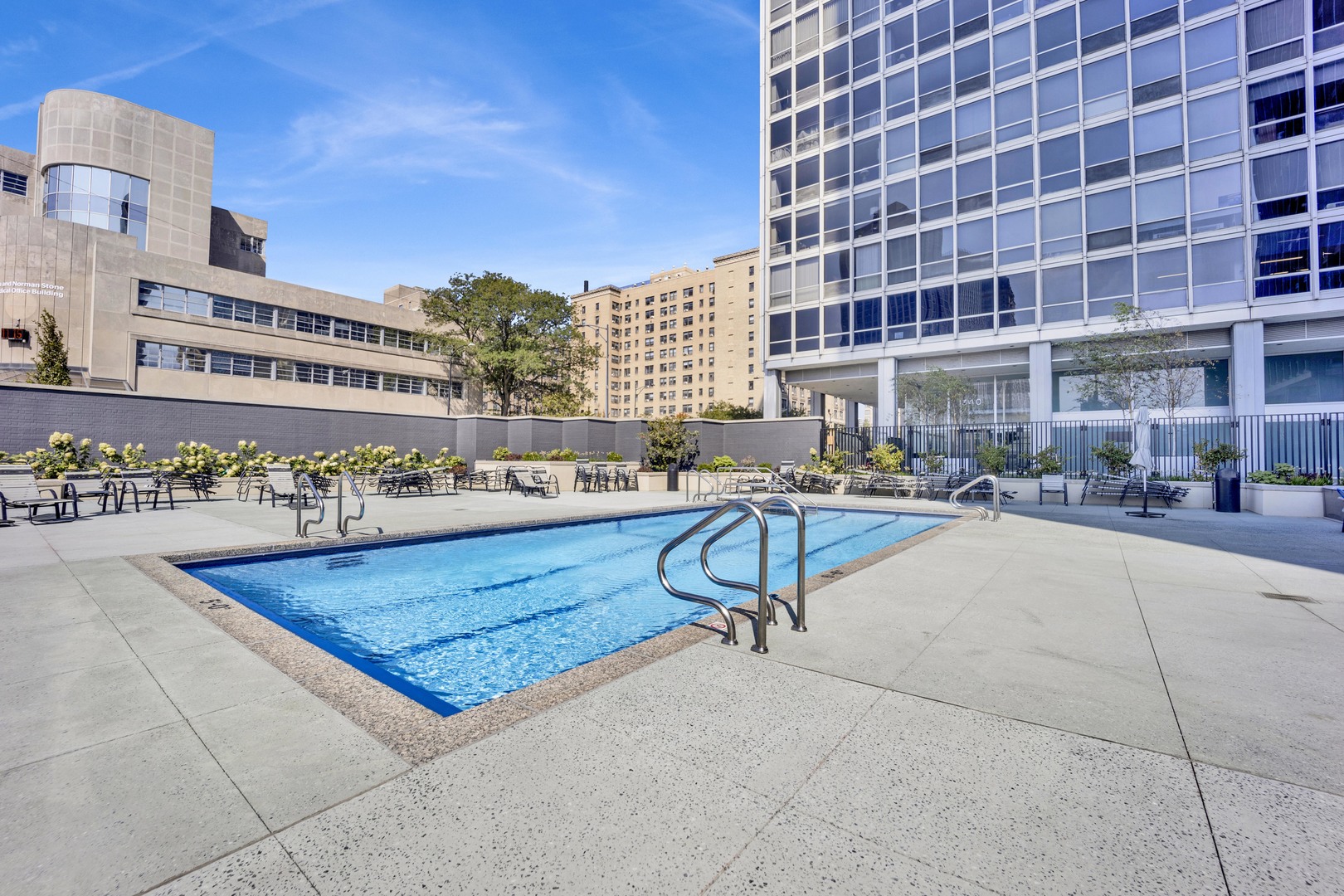 340 W Diversey Parkway Unit: 2718