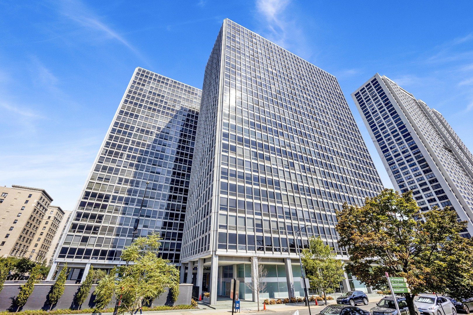 340 W Diversey Parkway Unit: 2718