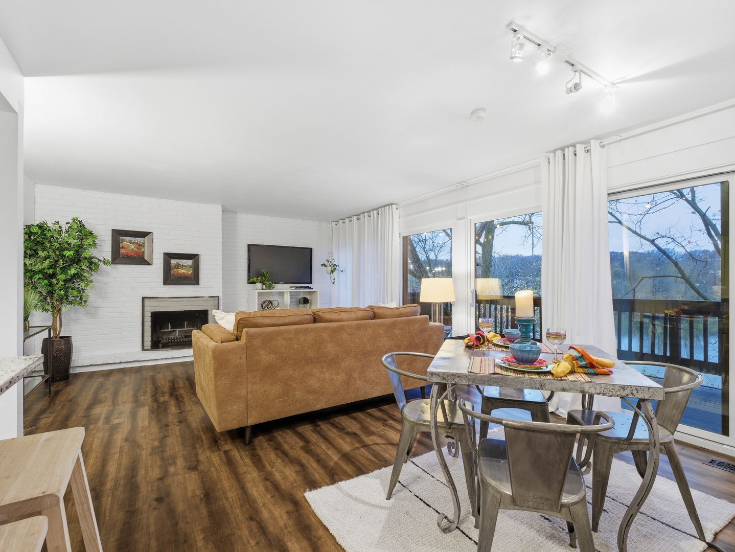 5512 E Lake Drive Unit: C
