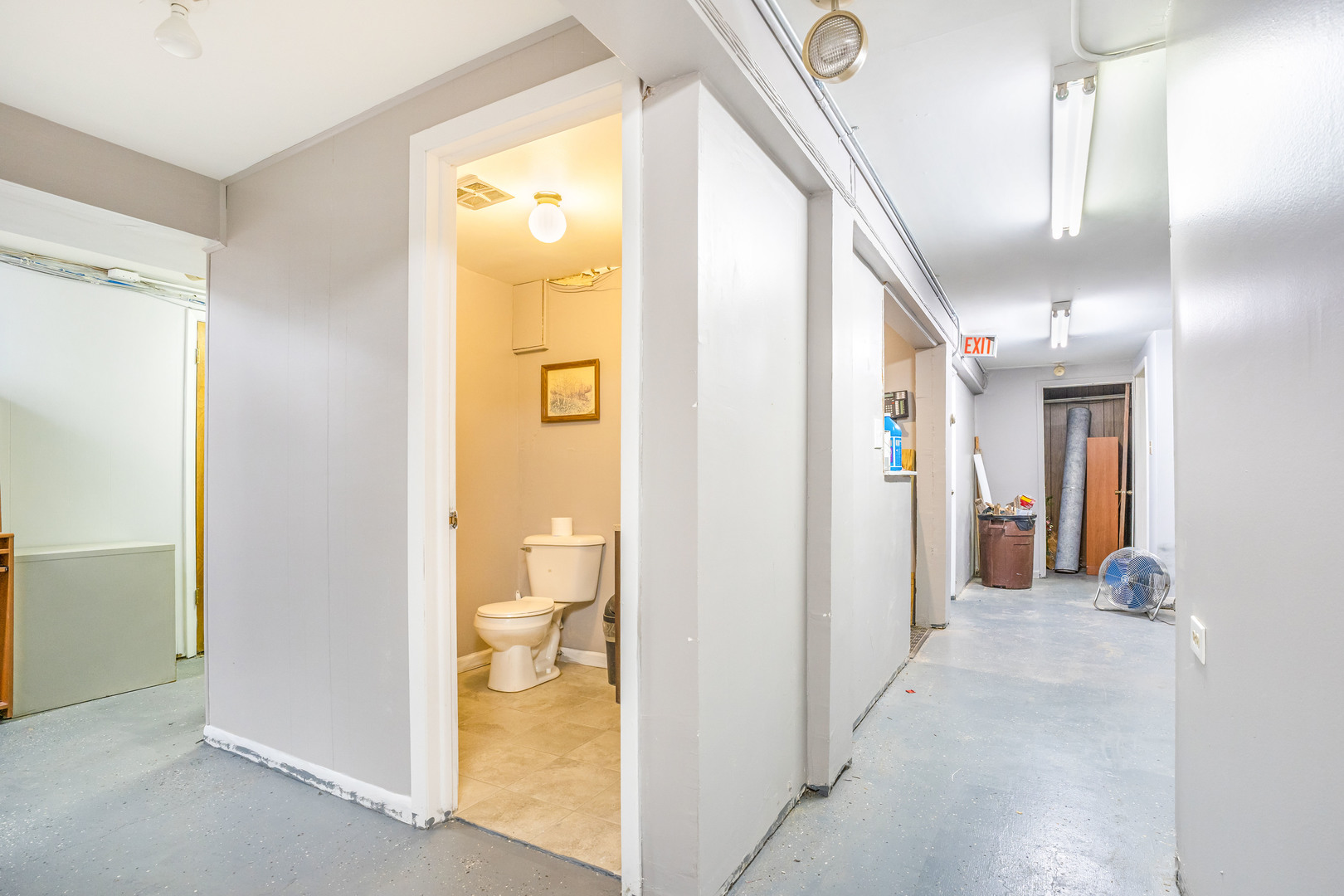 5330 W 79th Street Unit: 1G