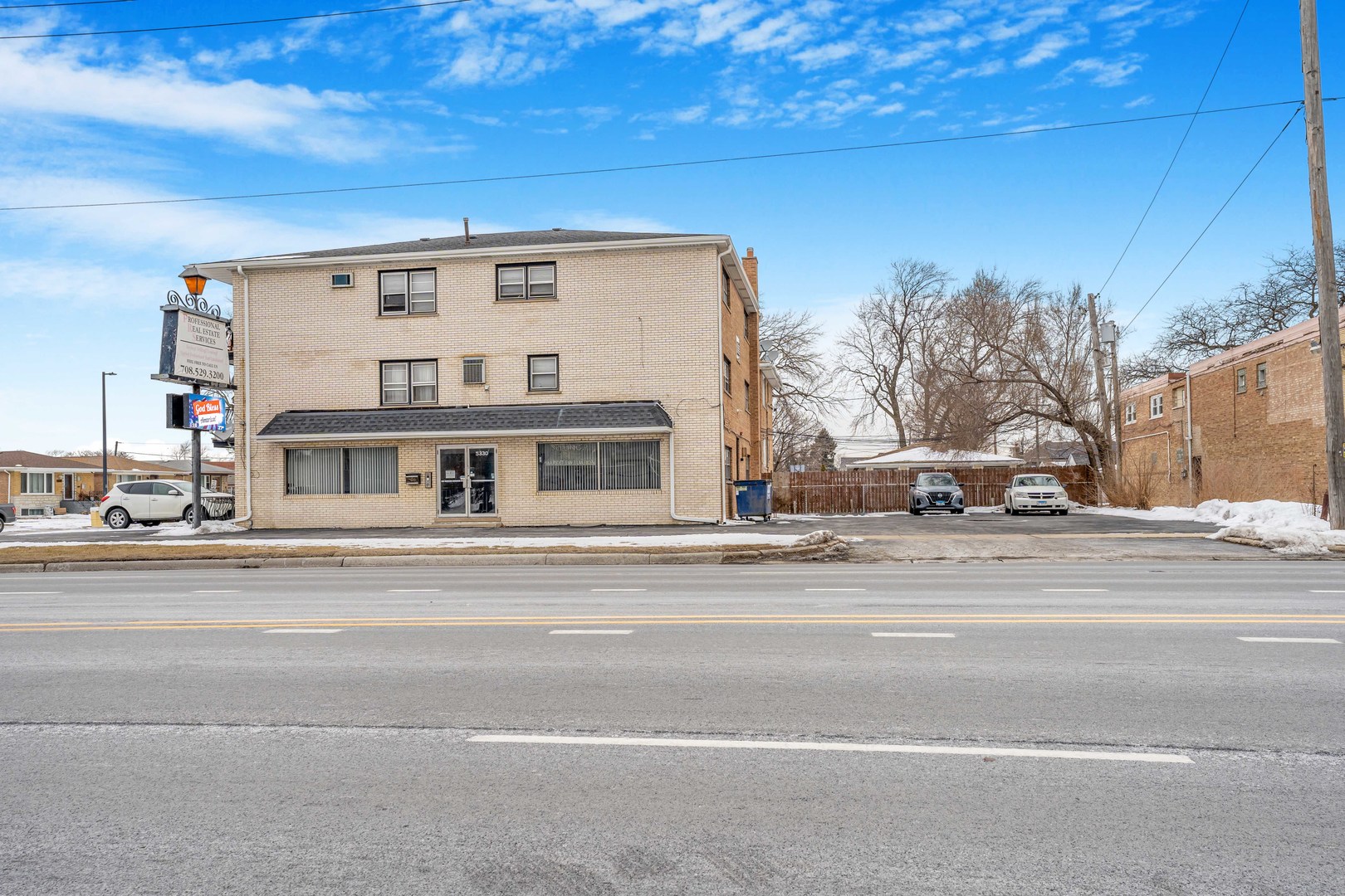 5330 W 79th Street Unit: 1G