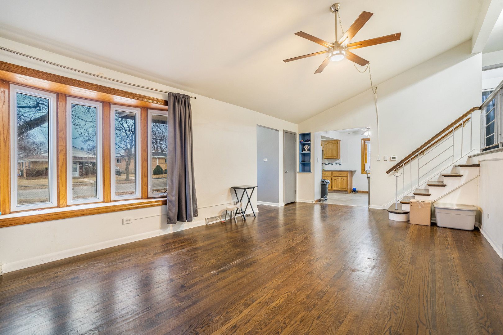 11520 S Kolin Avenue