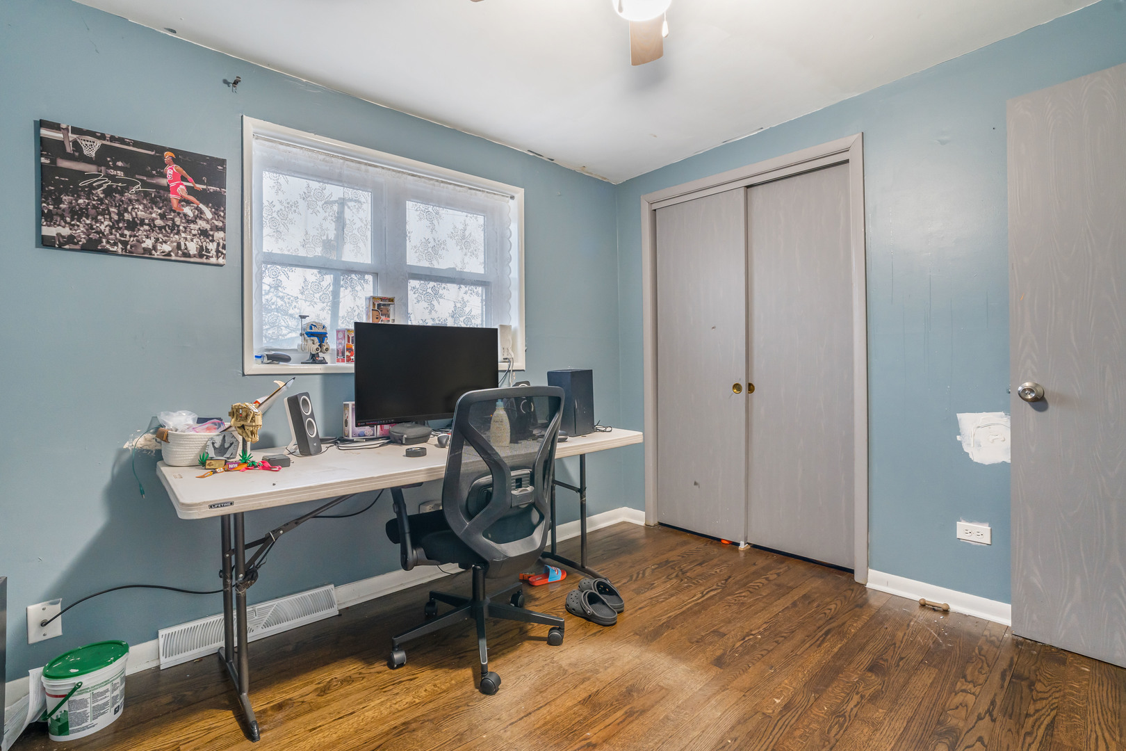 11520 S Kolin Avenue