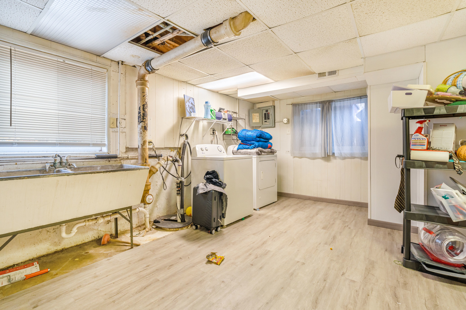 11520 S Kolin Avenue