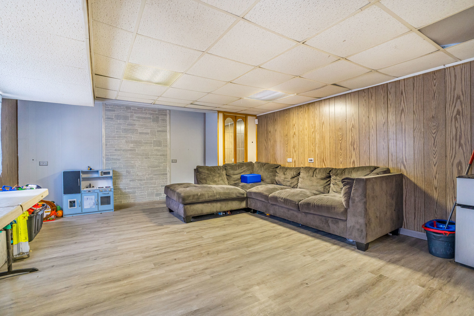 11520 S Kolin Avenue