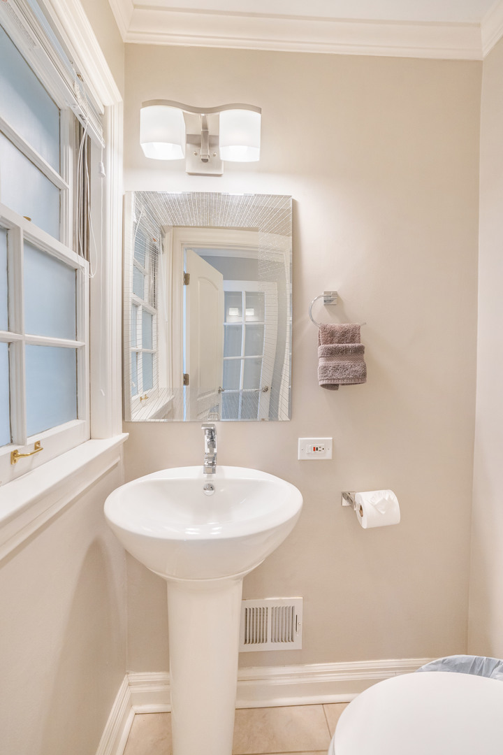 1907 Portsmouth Avenue