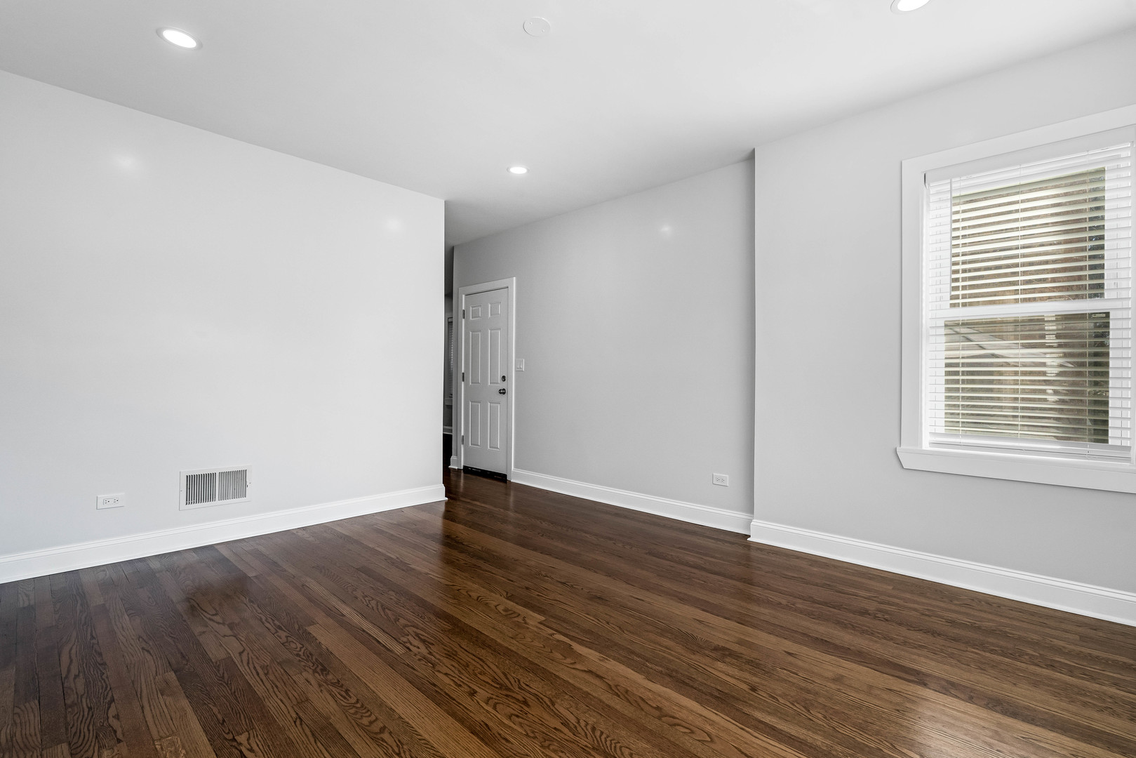 1837 N Mason Avenue Unit: 1