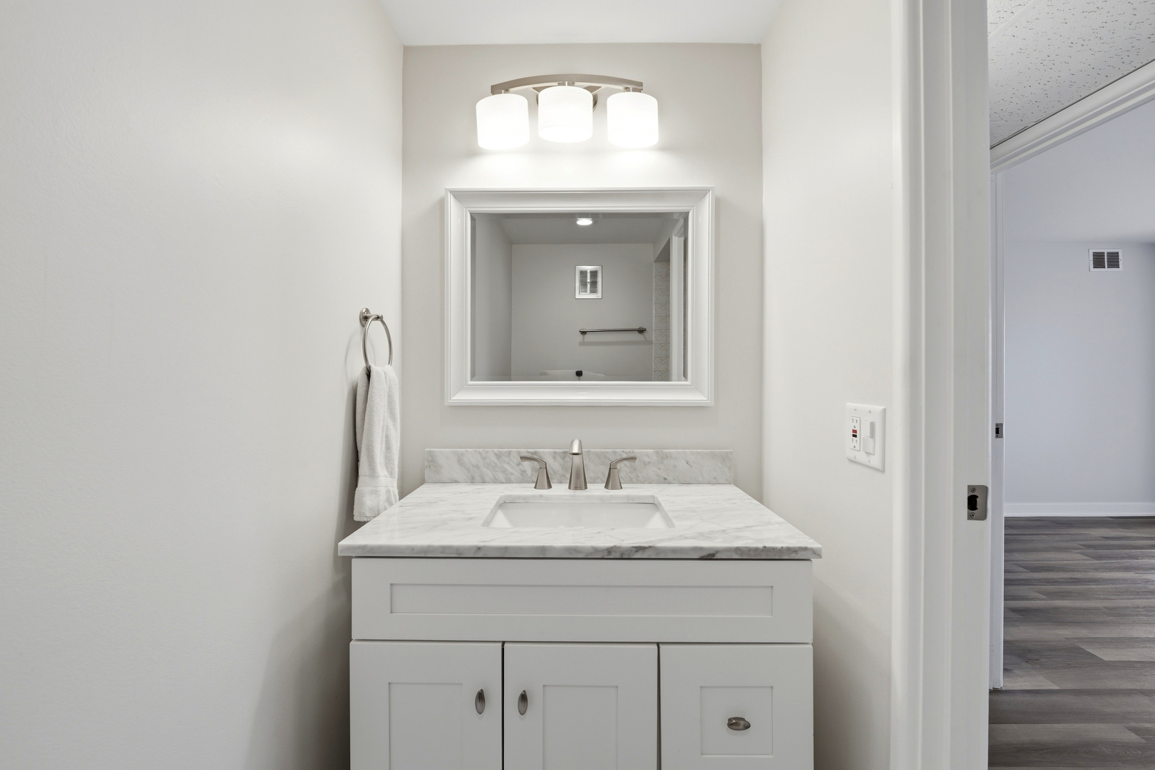75 6th Avenue Unit: 304
