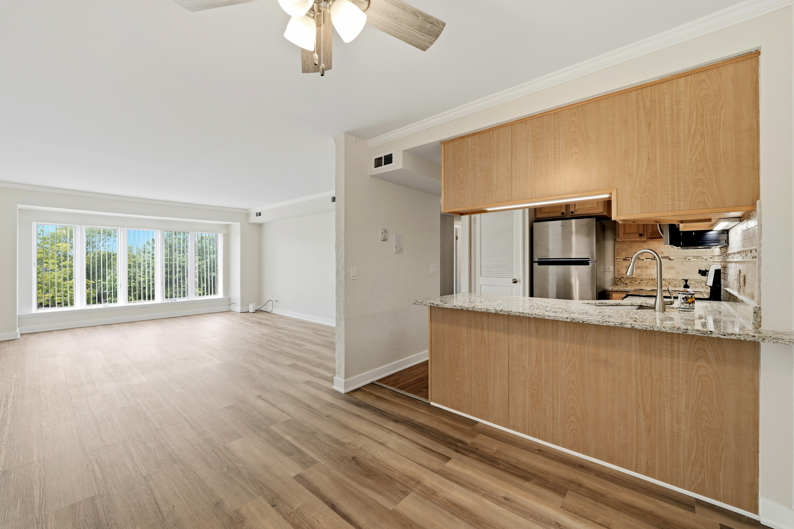 75 6th Avenue Unit: 304