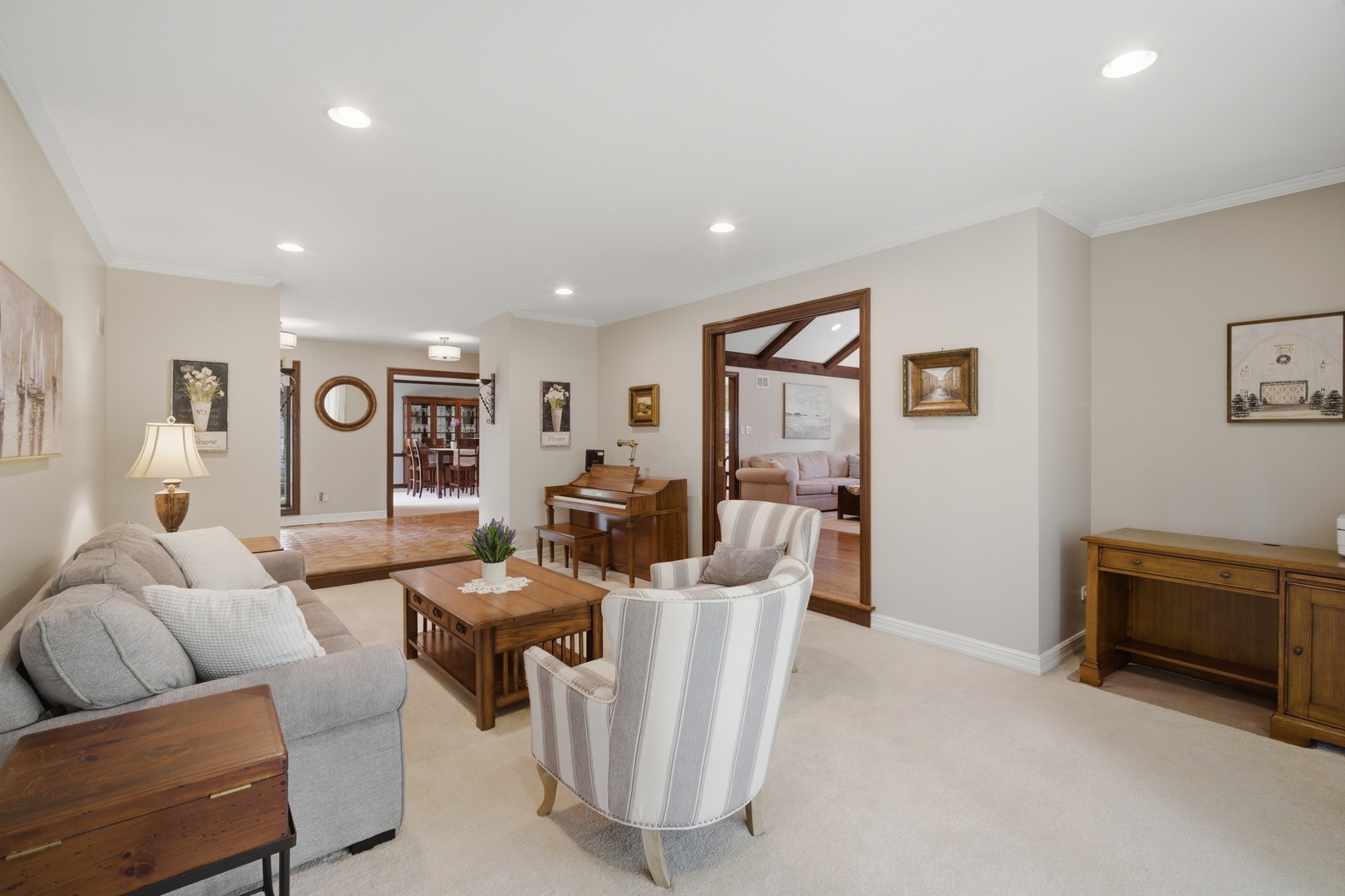 206 Surrey Lane