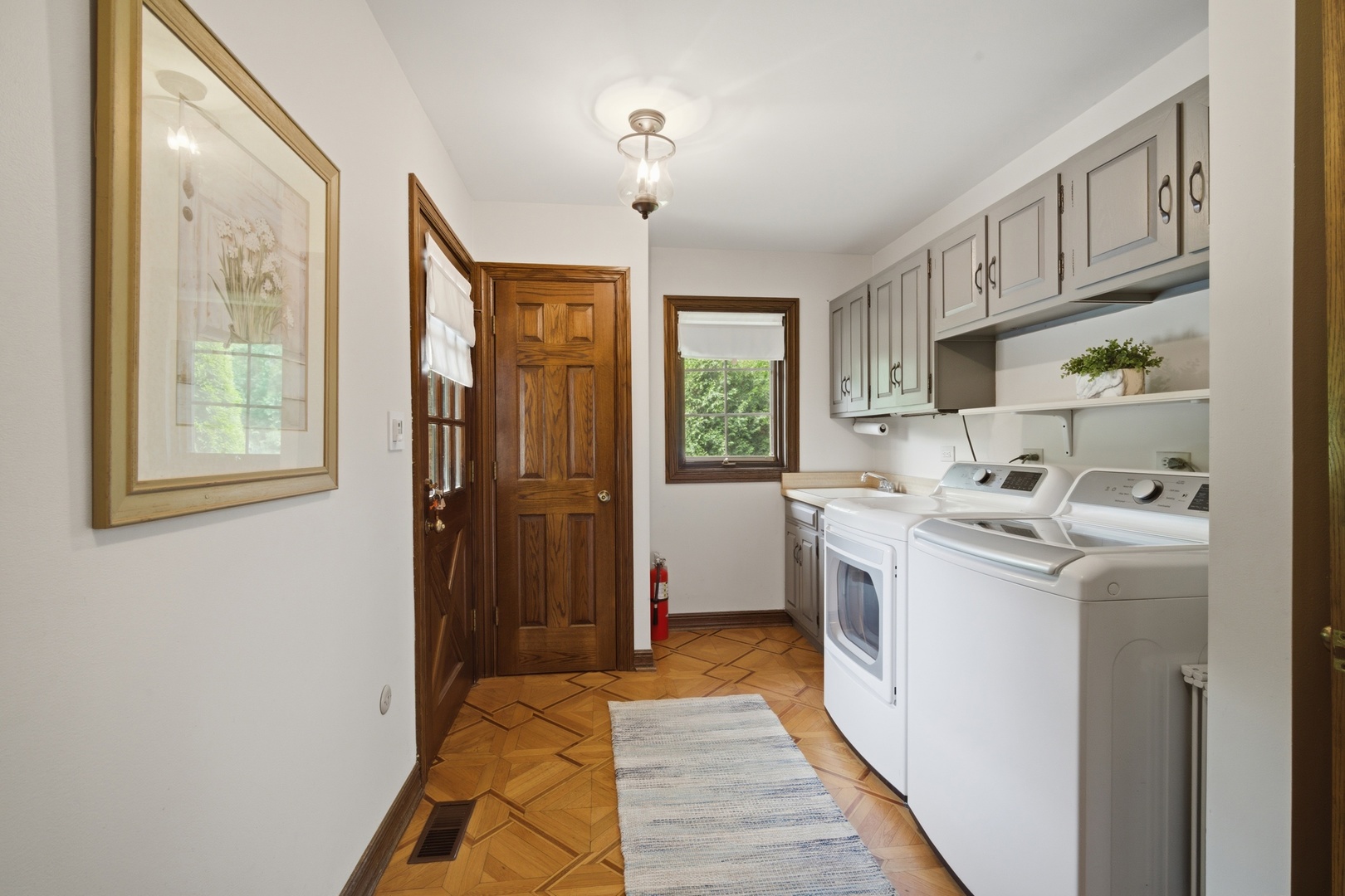 206 Surrey Lane
