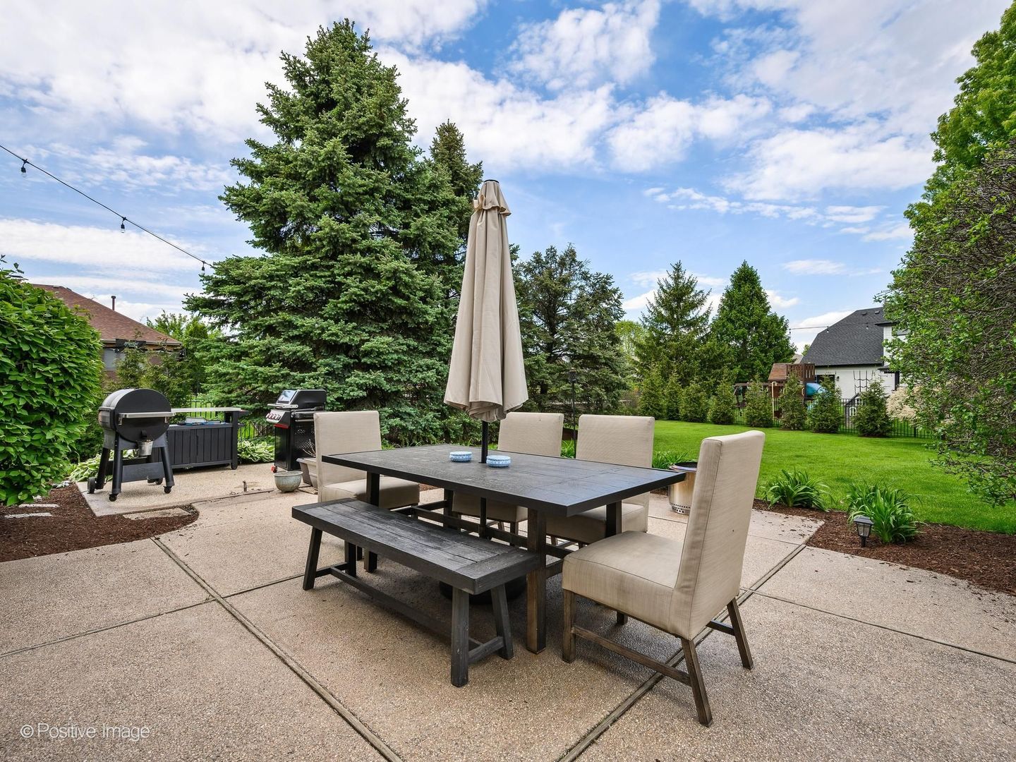 21017 Stratford Court