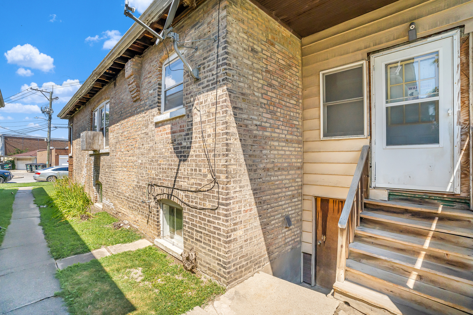 3425 Elmwood Avenue