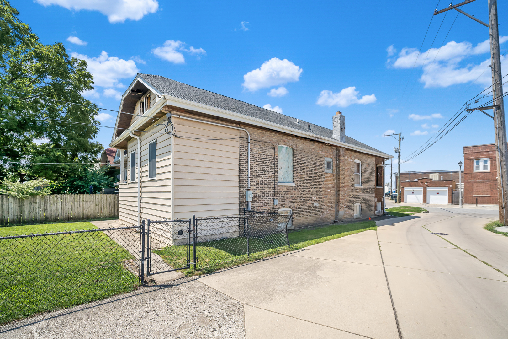 3425 Elmwood Avenue