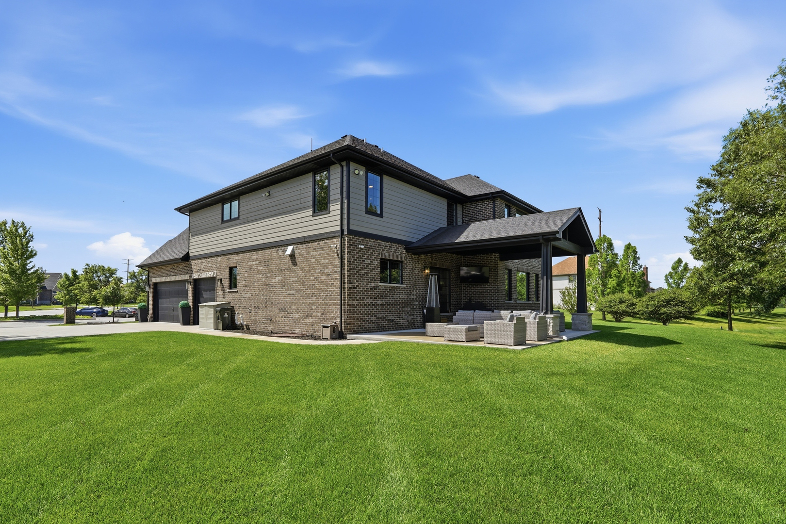 7812 Northwoods Drive