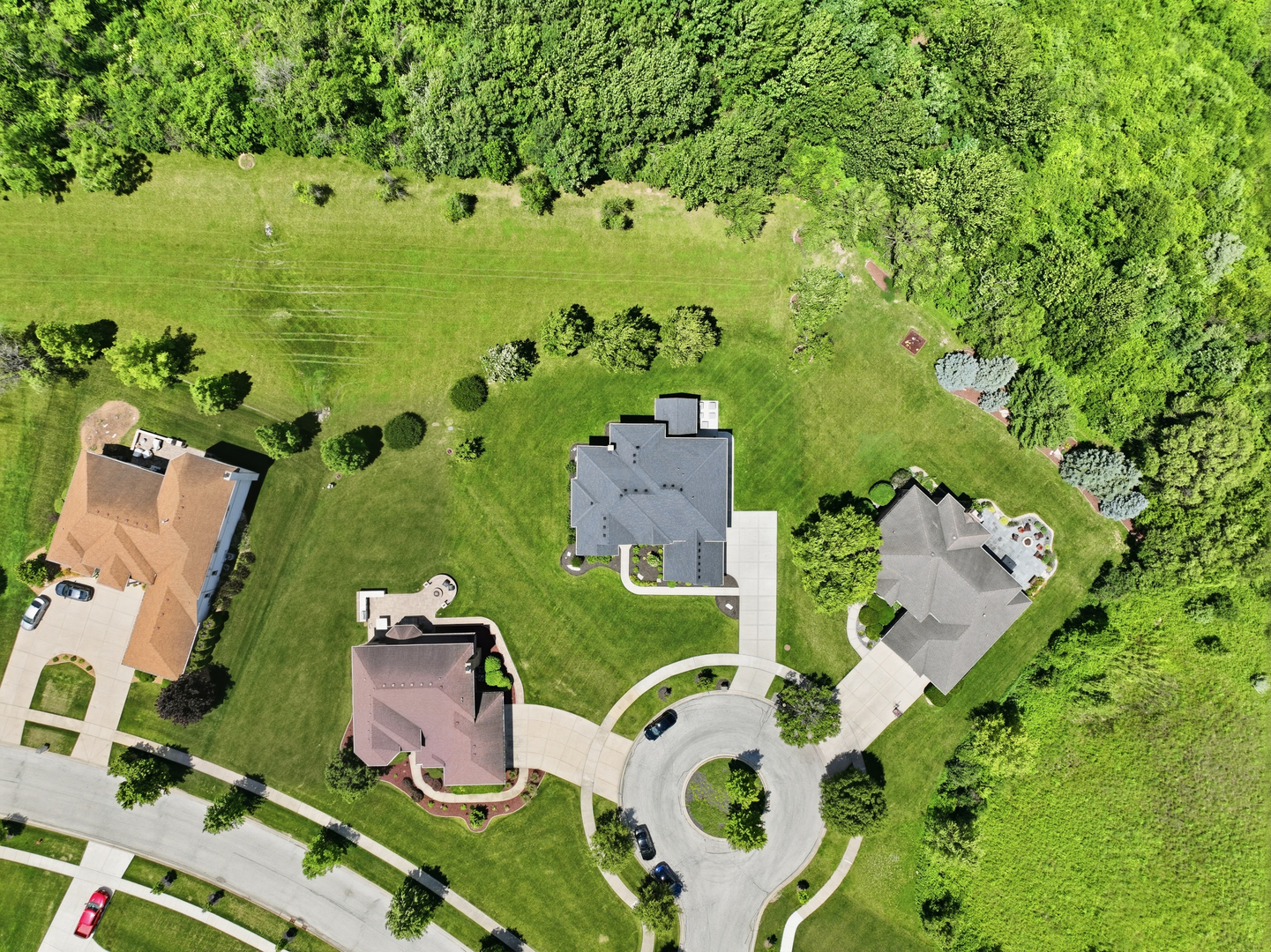 7812 Northwoods Drive